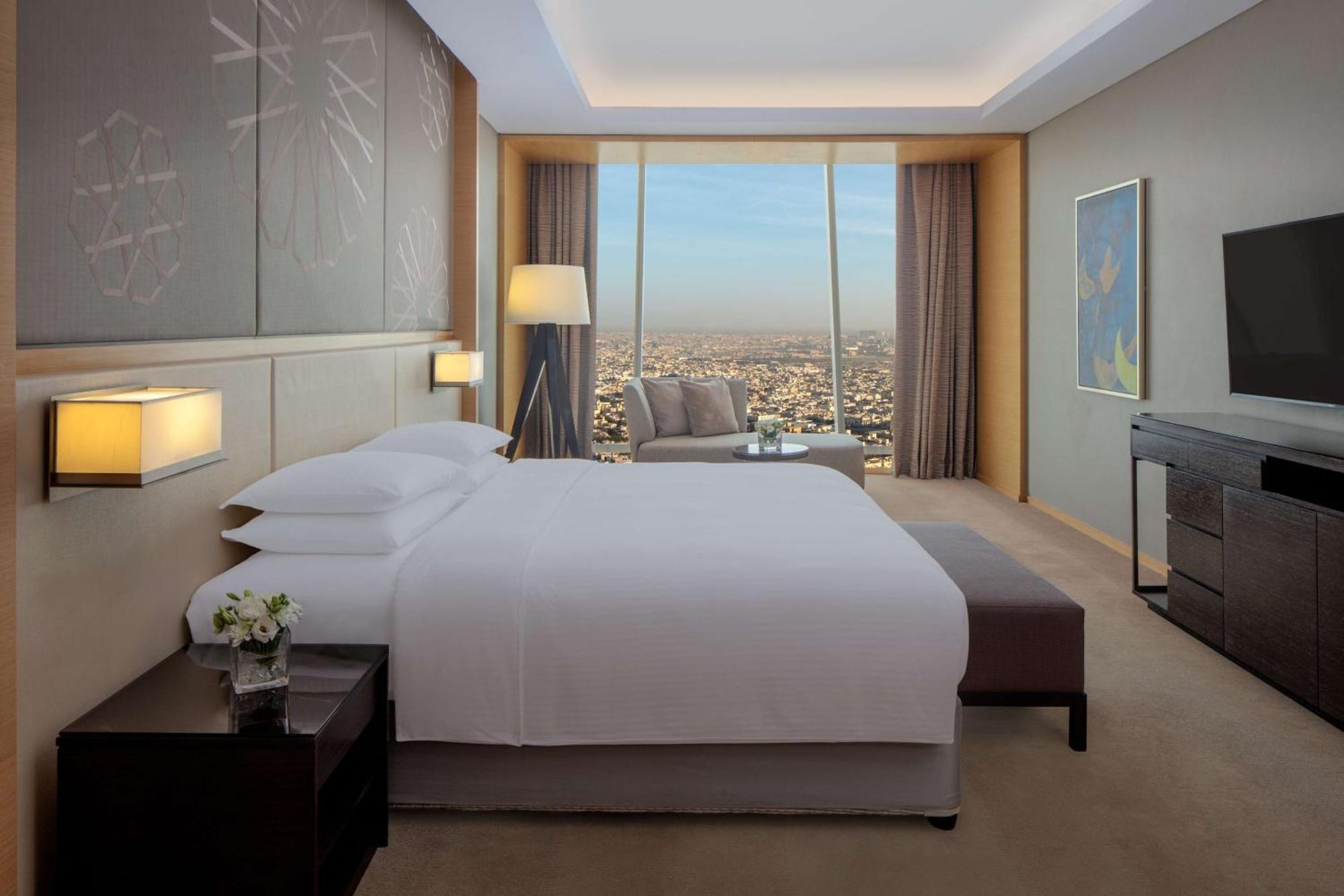 Hyatt Regency Riyadh Olaya Экстерьер фото Deluxe King