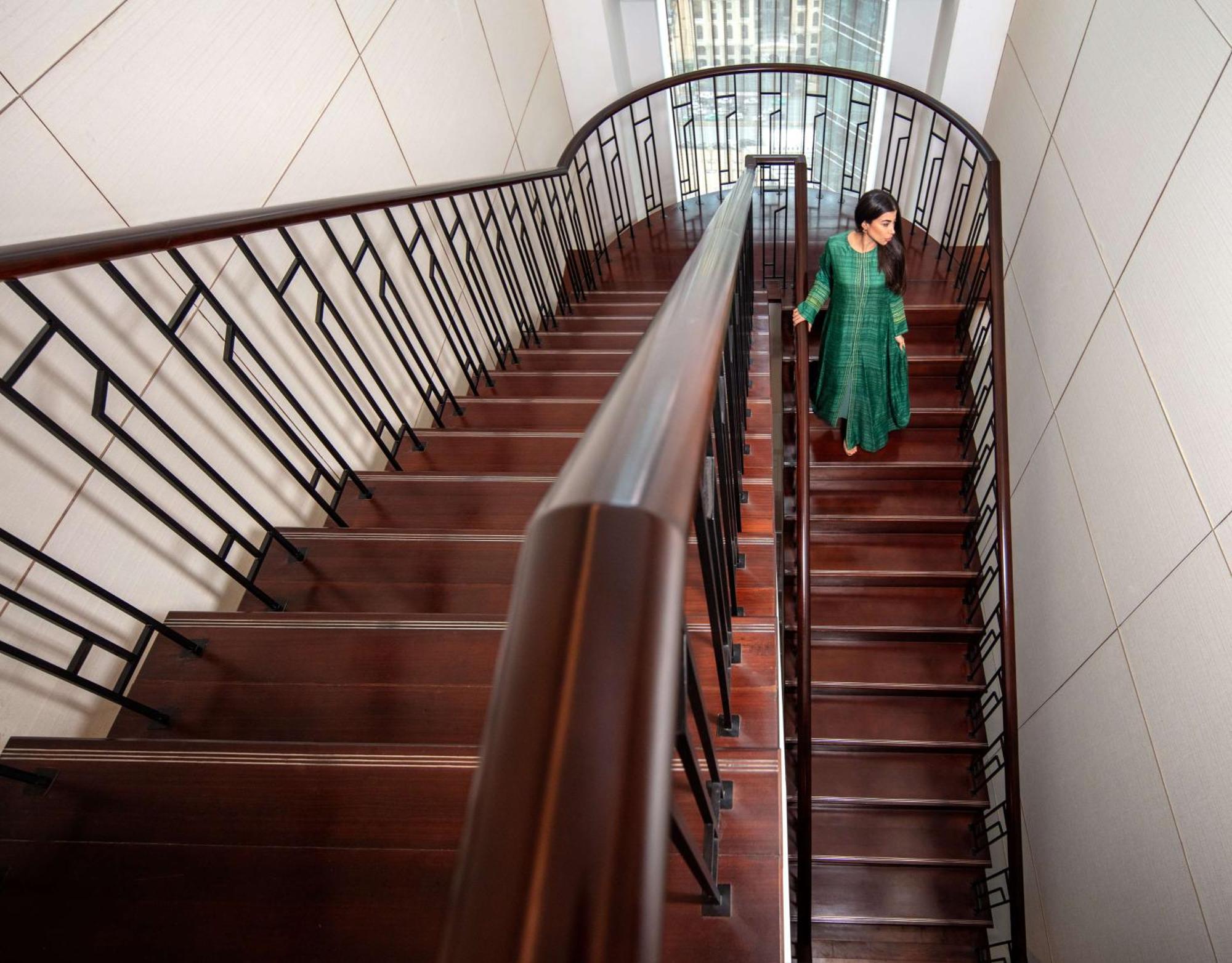 Hyatt Regency Riyadh Olaya Экстерьер фото A staircase