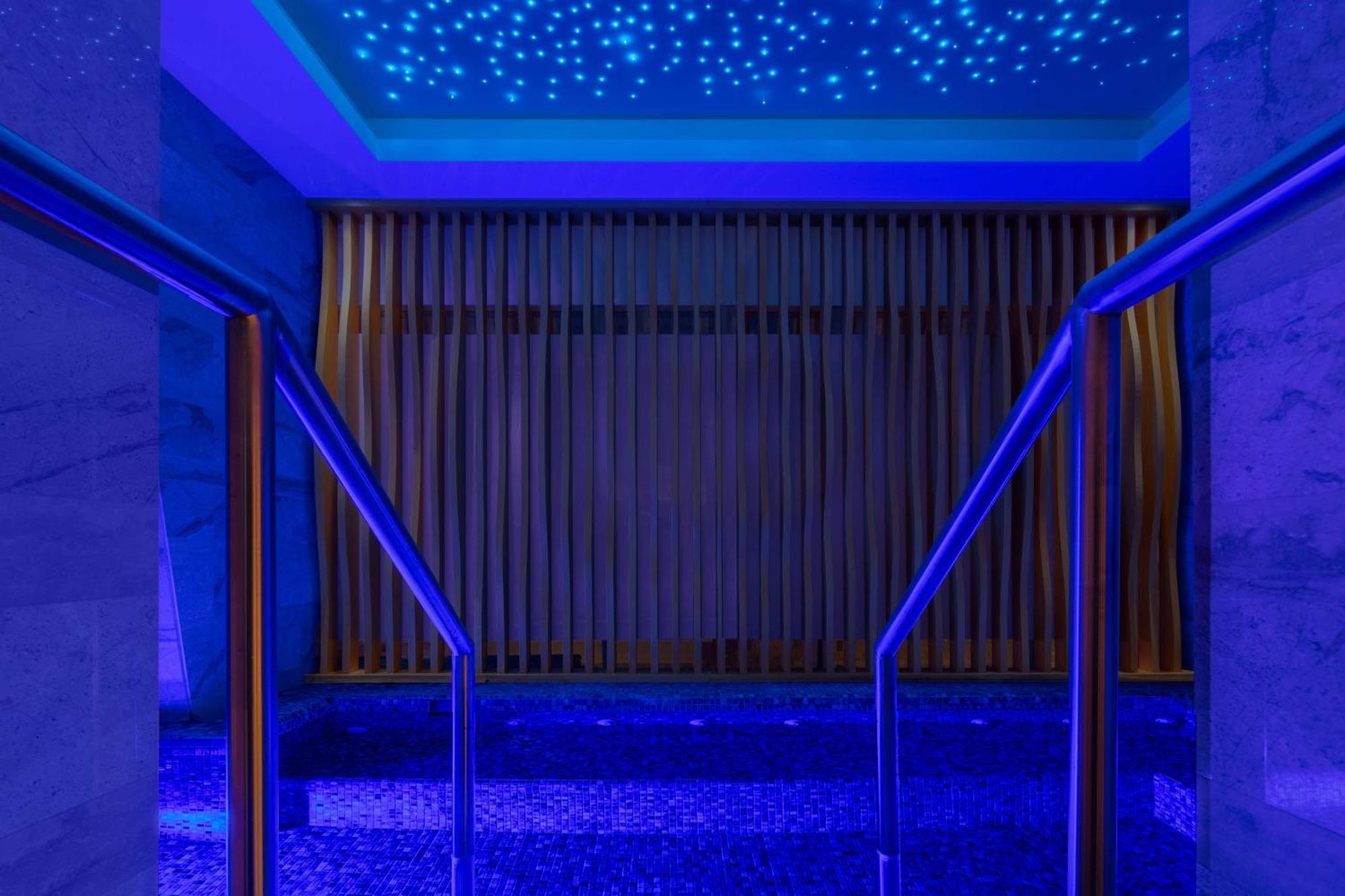 Hyatt Regency Riyadh Olaya Экстерьер фото The organ