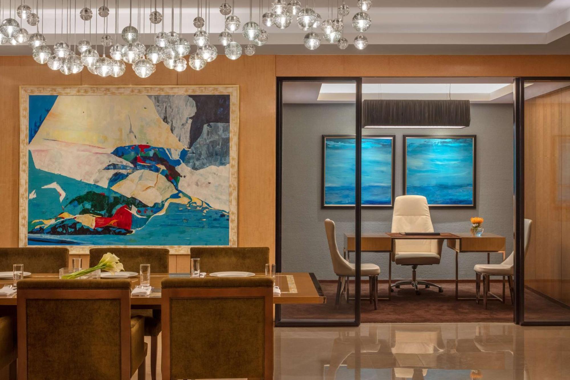 Hyatt Regency Riyadh Olaya Экстерьер фото The interior of the office of the Prime Minister of the Republic of Cyprus